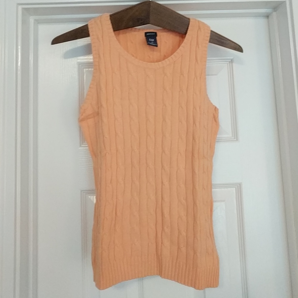 🍑 Peach GAP cable knit tank
