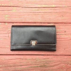 Liz Claiborne wallet