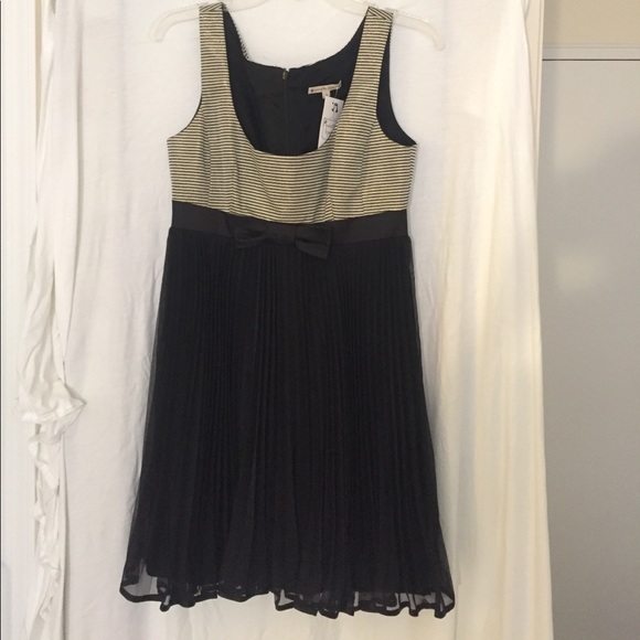Pleat skirt tank dress - Picture 1 of 2