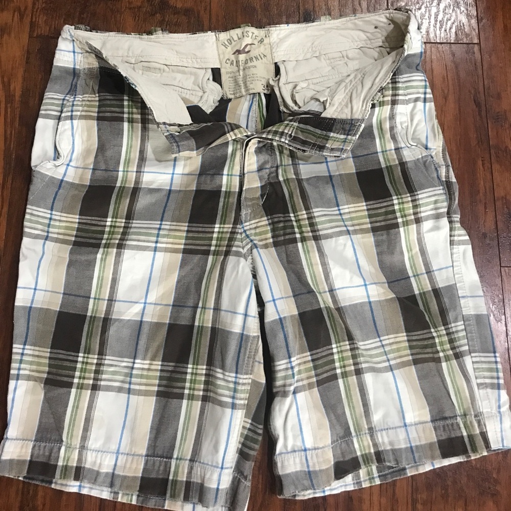 Hollister 34 men's button fly shorts