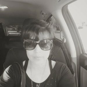 Meet your Posher, Sandy