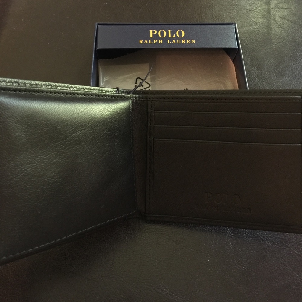 ❌SOLD OUT❌ Polo Ralph Lauren Leather Billfold - Picture 2 of 8