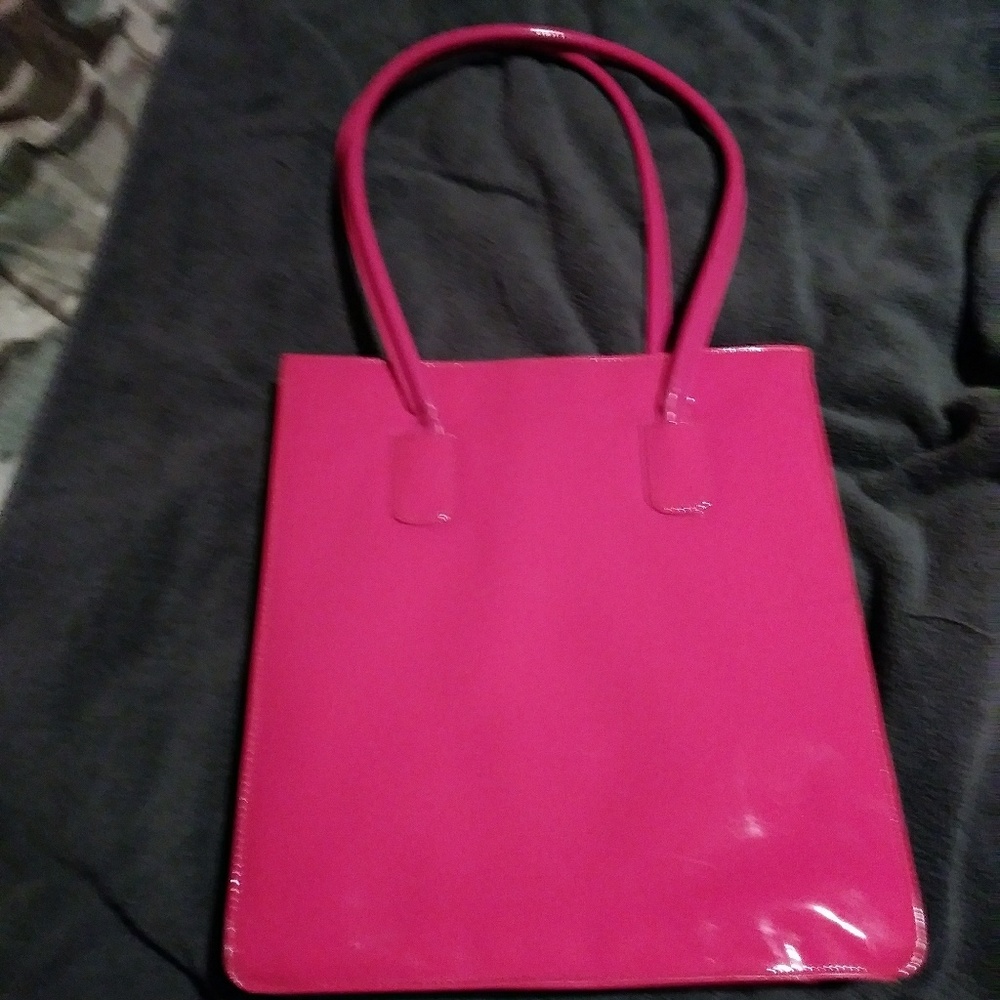 Big pink leather shoulder bag by ande.