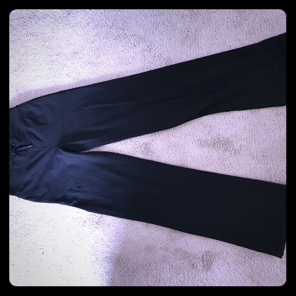 Lululemon wide leg scrunchable pants