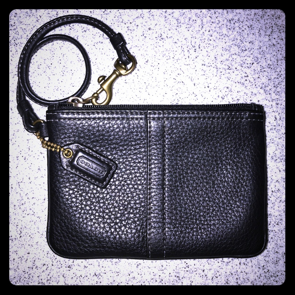 Small Coach wristlet