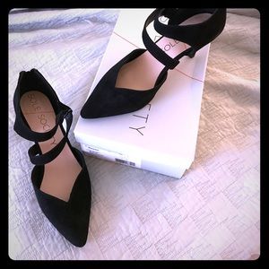 Never Worn - SOLE SOCIETY KRISSA HEELS