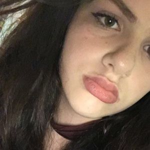 Meet your Posher, Addison