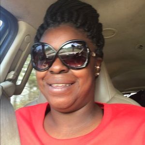 Meet your Posher, Coretta