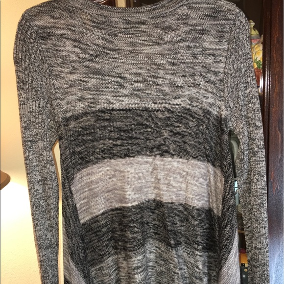 Fall sweater 🍃🍂👚 - Picture 2 of 4