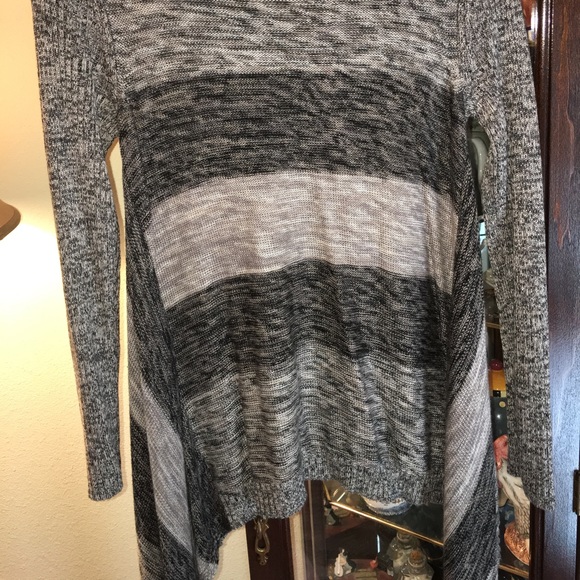 Fall sweater 🍃🍂👚 - Picture 4 of 4