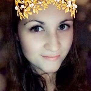 Meet your Posher, Suzy