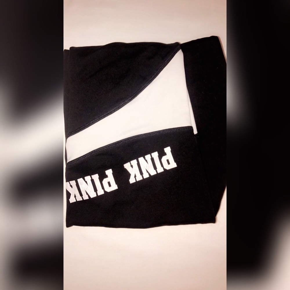 PINK Ultimate Yoga Leggings