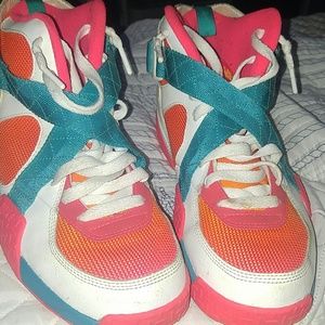 Nike air raids