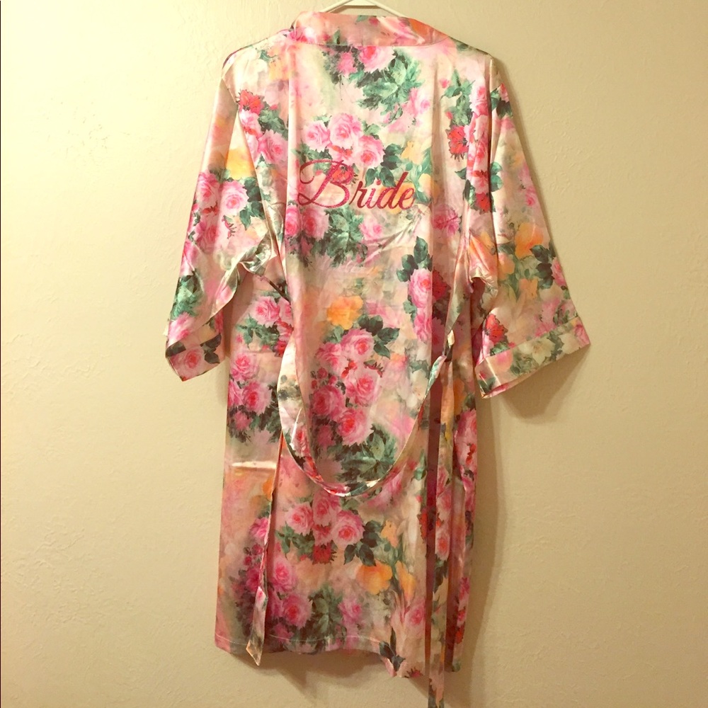 FINAL Price 🌸Bride Robe+Garter 👰🏻