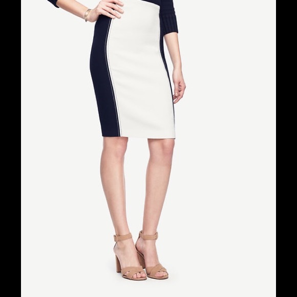 Ann Taylor color block pencil skirt - Picture 3 of 6