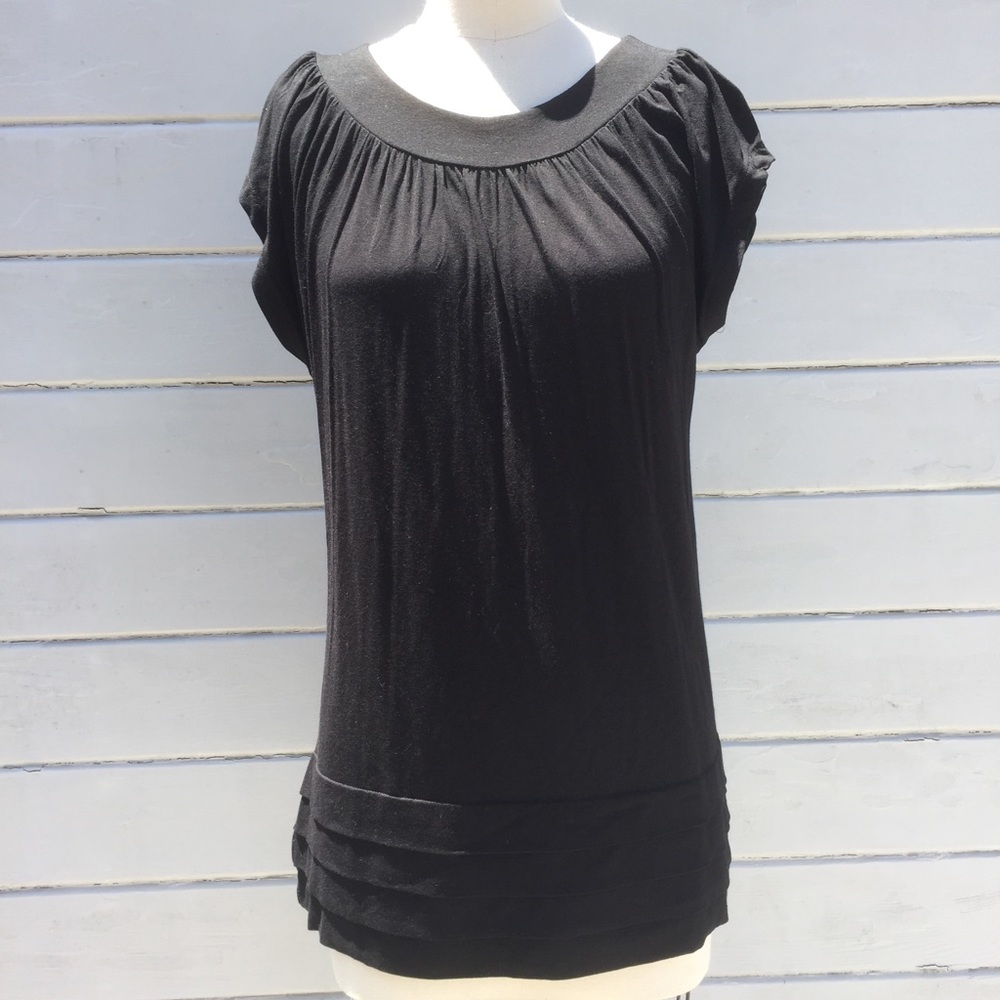 Forever 21 Black Open Back Tunic Top