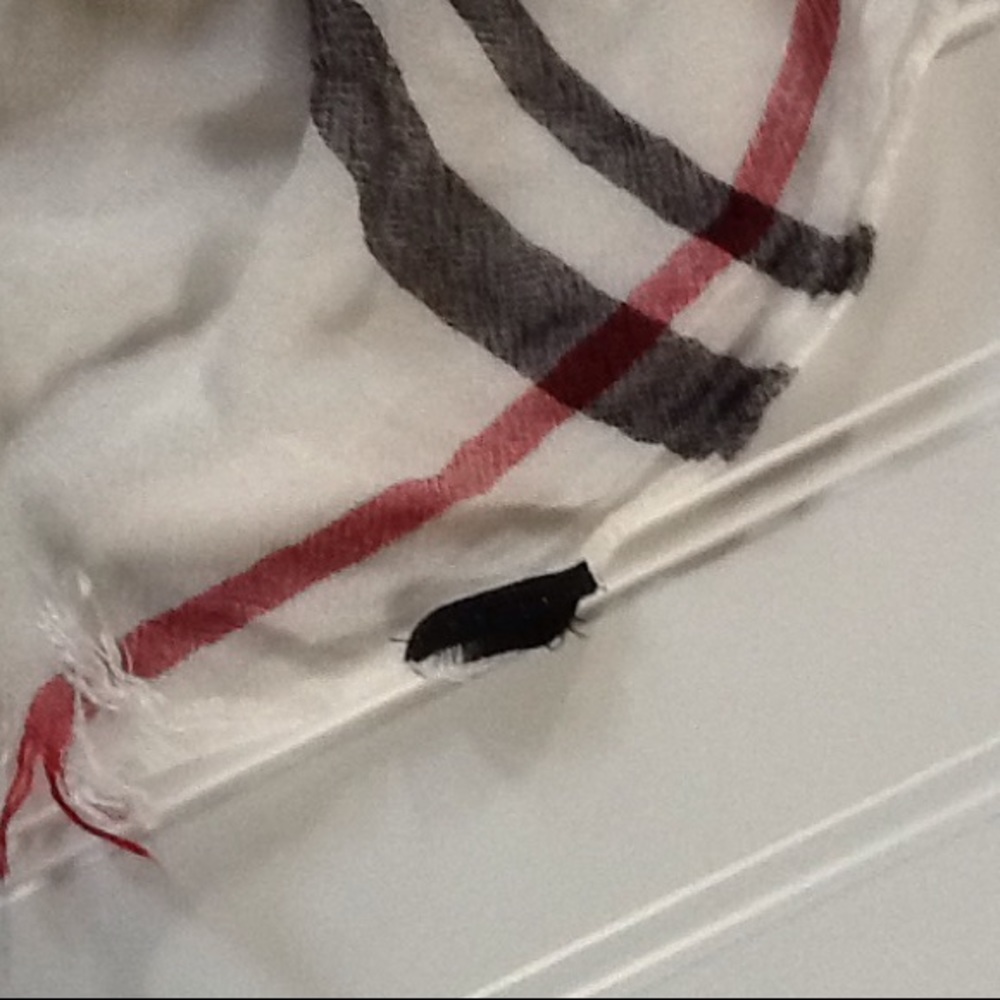 Scarf - Picture 2 of 3