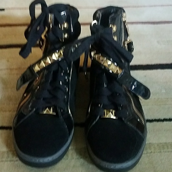 Sold - Picture 2 of 2