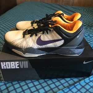 Kobe VII shoes