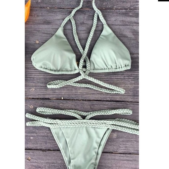 🍾SUMMER 17 CAGE BIKINI🍾 - Picture 2 of 5