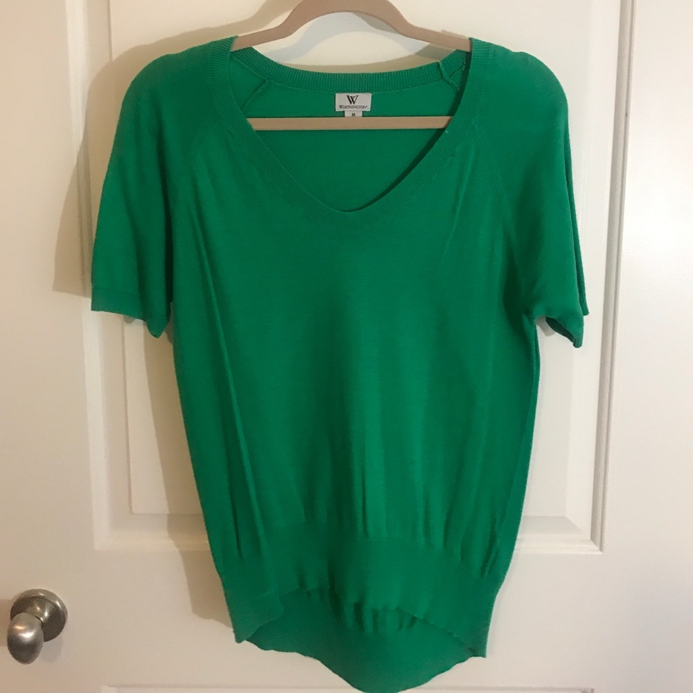Green short sleeve sweater