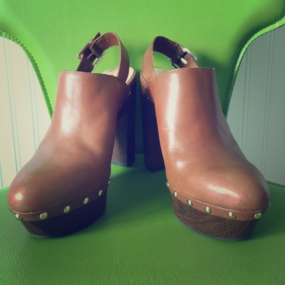 Gianni Bini clogs size 7.5