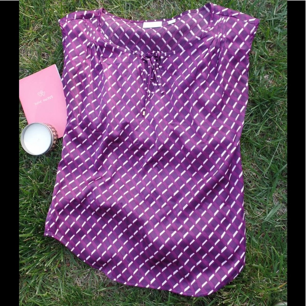 NWOT New York and Company Sateen Printed Blouse