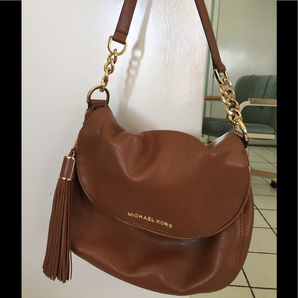 🎉🎉MICHAEL  KORS TAN BAG With dust bag euc