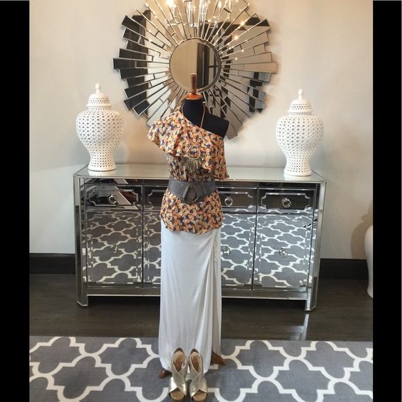 Maple One Shoulder Blouse - Picture 8 of 8