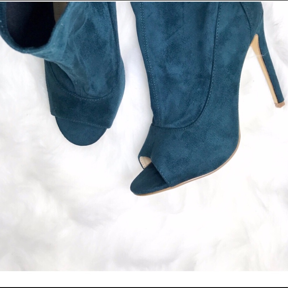 Velvet Peep Toe Peep Toe Booties - Picture 6 of 6