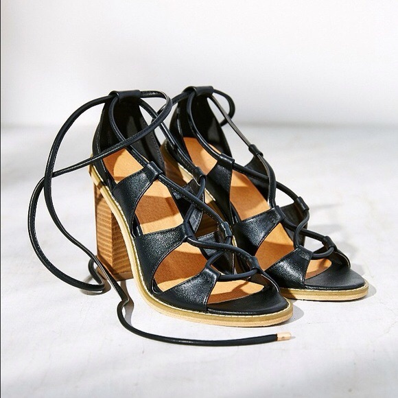 UO // silence + noise black lace up heels - Picture 1 of 4
