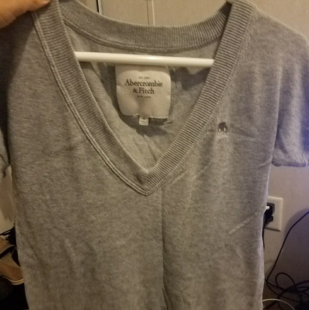 Abercombie & Fitch women's V-Neck