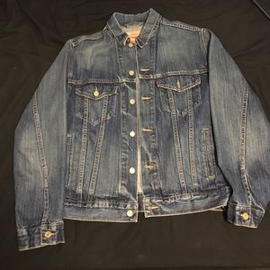 Levi's The Trucker denim jacket