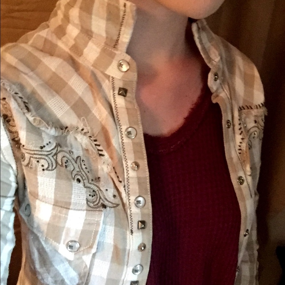 NWOT Miss Me Button Down Top