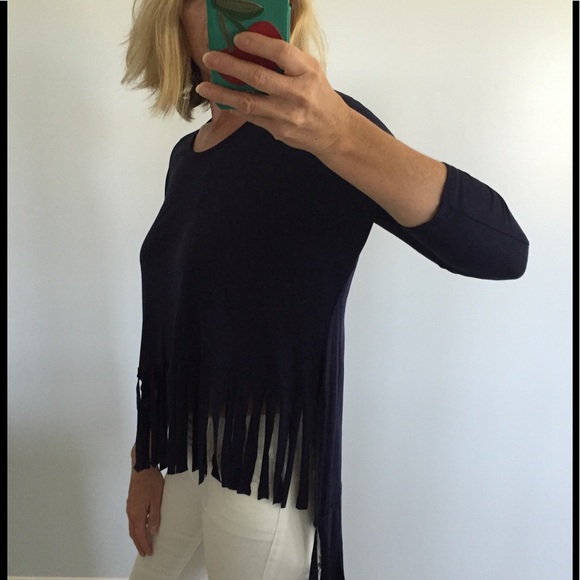 ❤️1 Small Left❤️Navy Blue Fringe Top - Picture 3 of 7