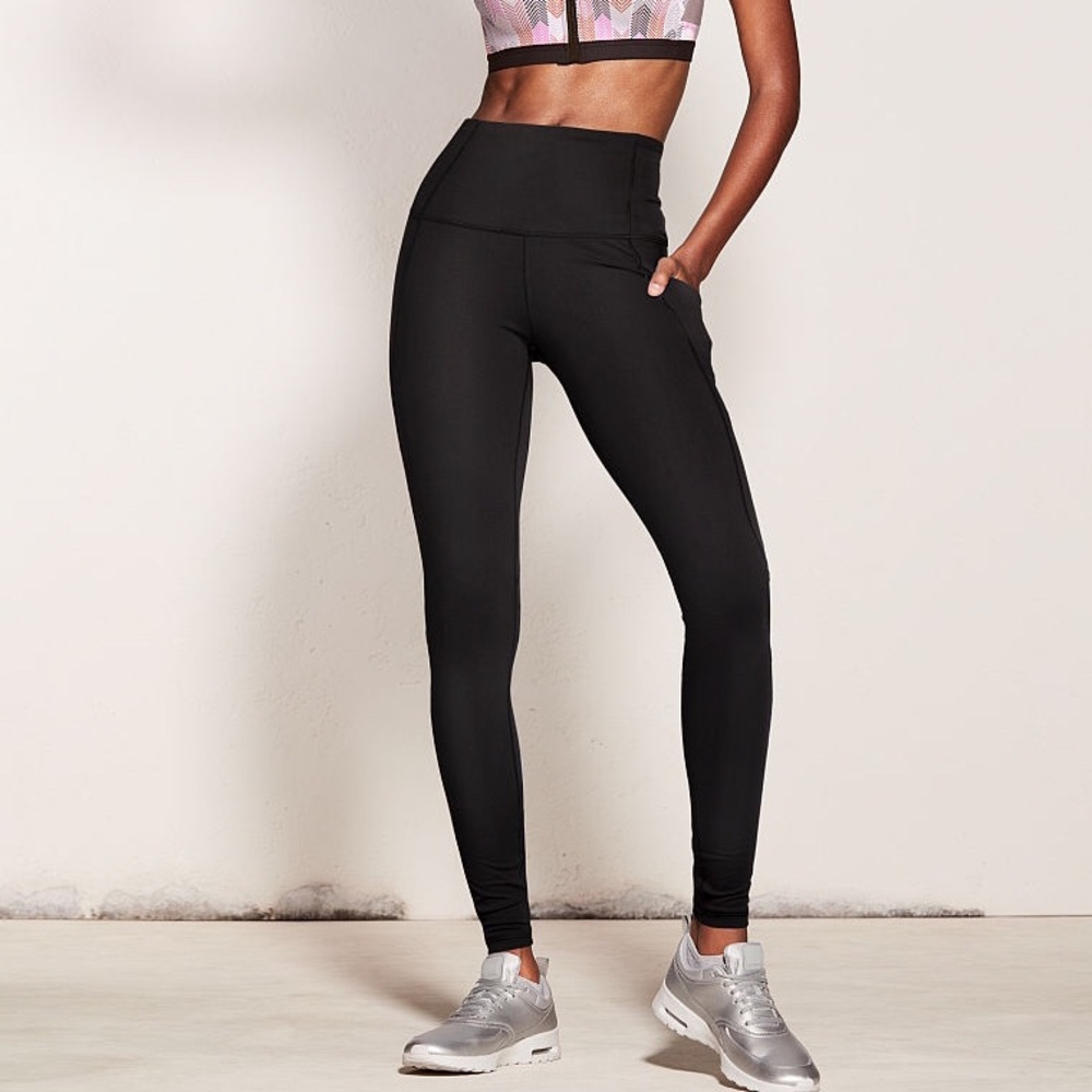 Victoria's Secret Sports: The Knockout Tight