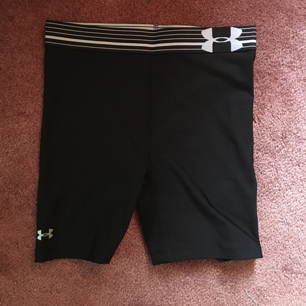 Under armpit spandex