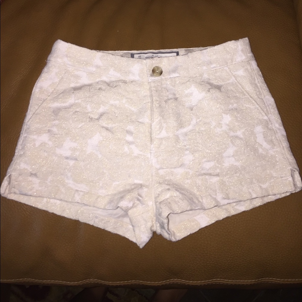 White/cream  floral print shorts