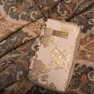 Lilly pulitzer wristlet