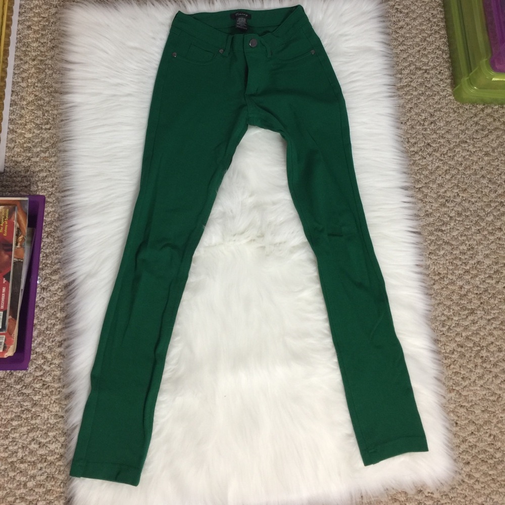 Kelly Green Stretchy Skinny Pants