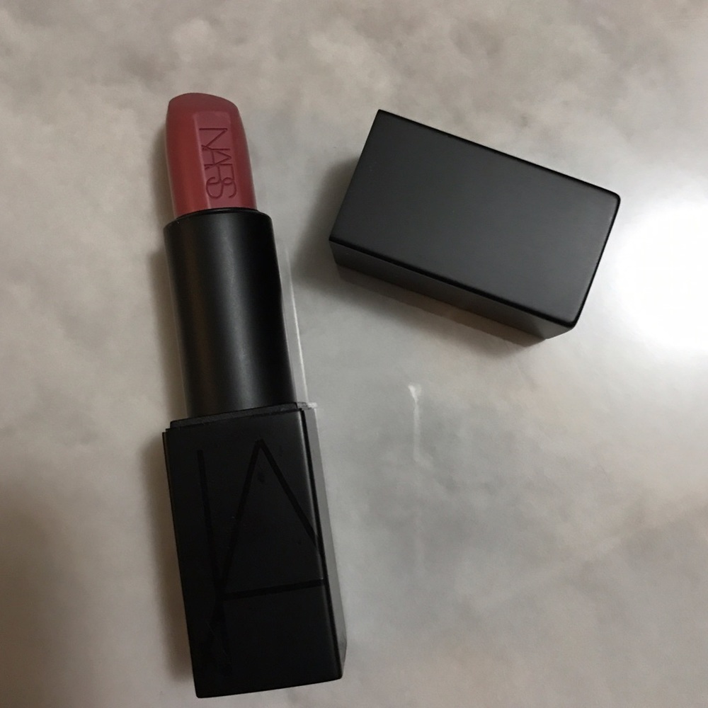NARS Audacious Lipstick | Vanessa
