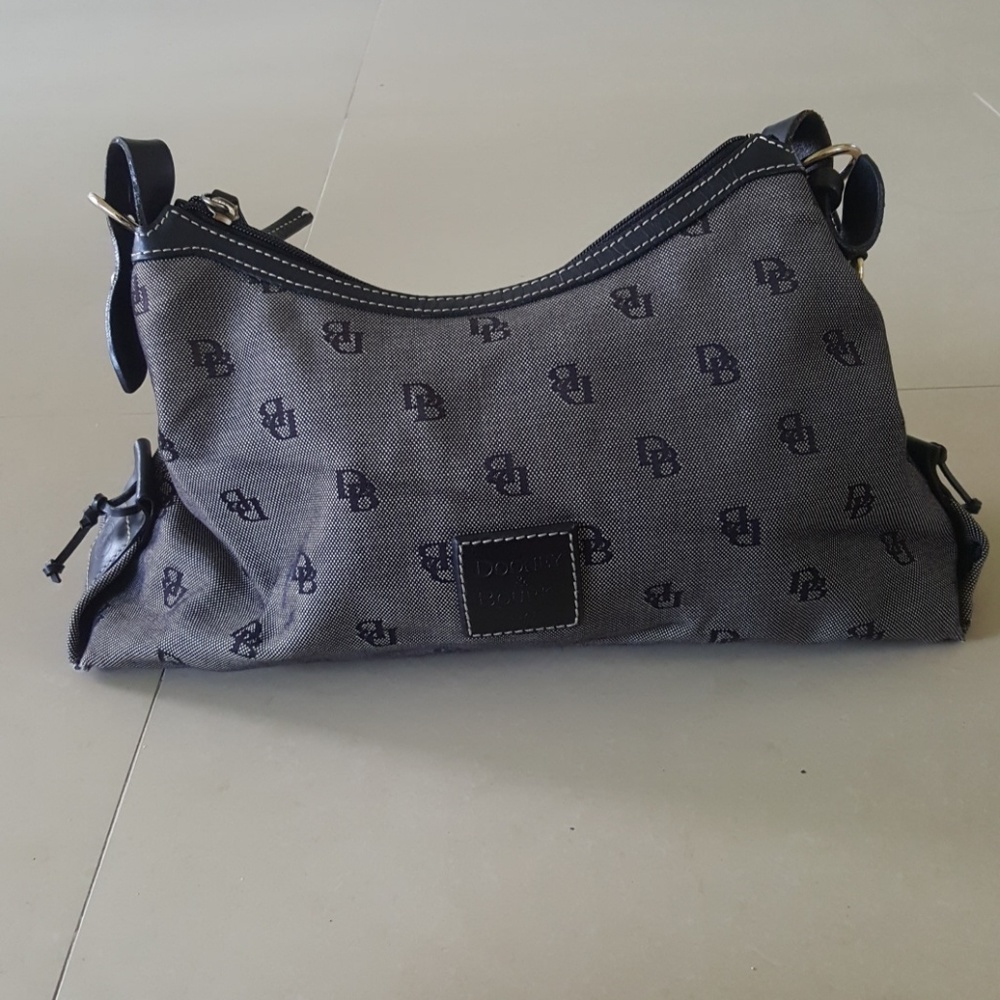 Dooney & Bourke Purse