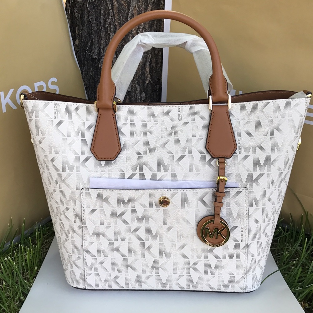 🎉Michael Kors Purse🎉