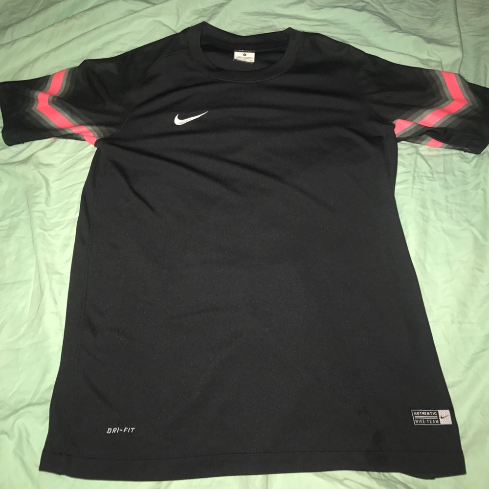 Dri-fit Nike elite tee shirt (AUTHENTIC)