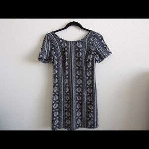 FLORAL PRINTED DRESS!