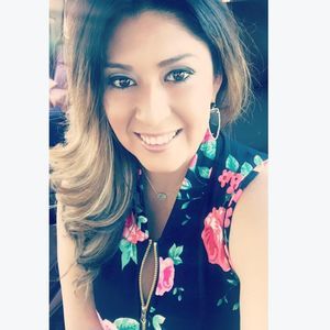 Meet your Posher, Ester