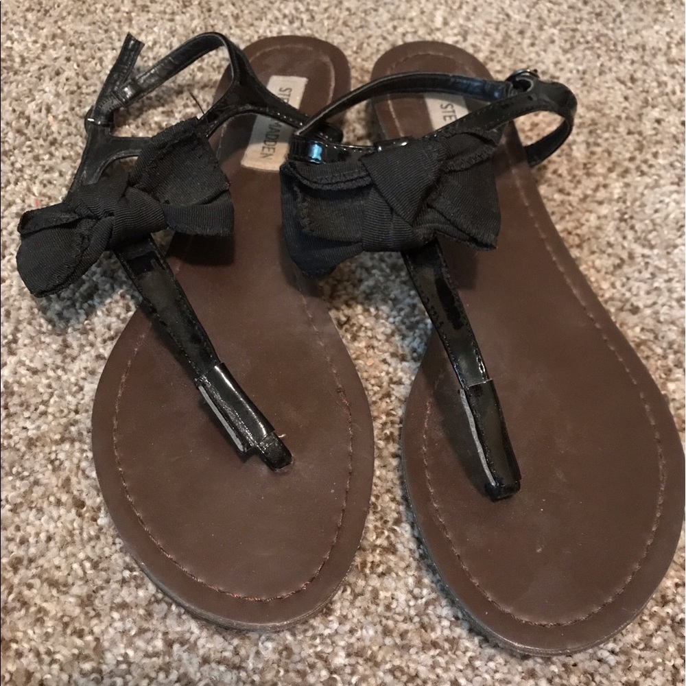 Steve Madden Bow Sandals.