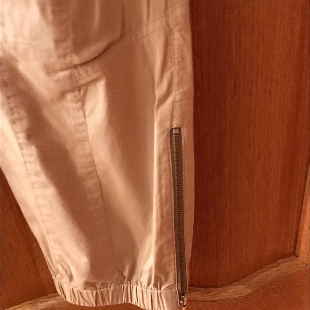 Cargo pants - Picture 2 of 3