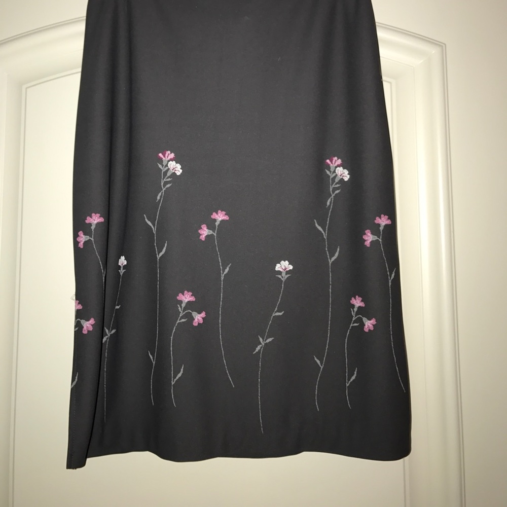 Floral embroidery skirt