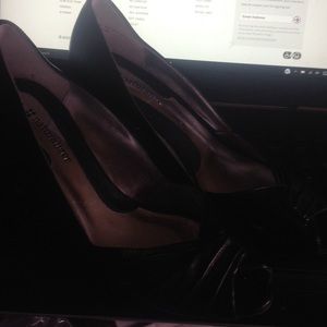 Black open-toed pumps